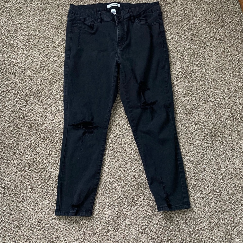 BLACK JEANS